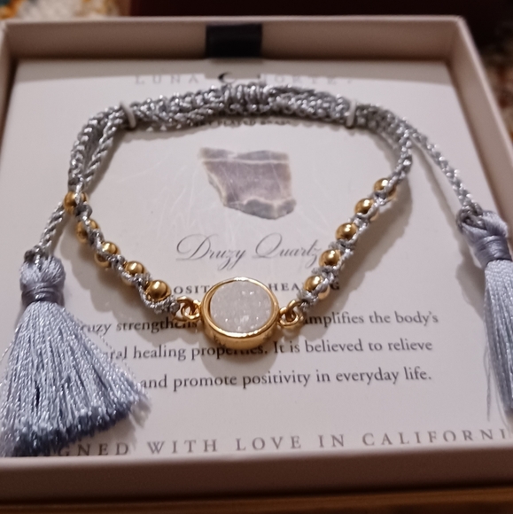 LUNA NORTE NATURAL DRUSY GEMSTONES W/ TASSELS ADJU - Picture 2 of 7